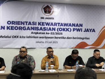 Ketua PWI DKI Jakarta Kesit B Handoyo saat membuka Orientasi Kewartawan dan Keorganisasian (OKK) angkatan ke 22. (Foto: Sirhan Sahri)
