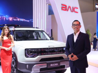Chief Operating Officer BAIC
Indonesia, Dhani Yahya (Kanan) . (foto : BAIC Indonesia)