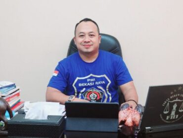 Ketua PWI Bekasi Raya, Ade Muksin, (foto : Ist)