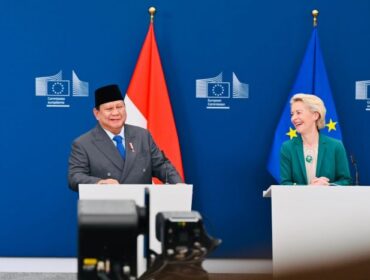 Presiden Indonesia Prabowo Subianto saat bertemu dengan Presiden Komisi Eropa Ursula von der Leyen (foto :BPMI Setpres)