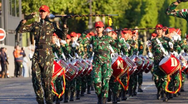 Lokananta saat melakukan latihan untuk mengikuti parade militer dalam rangka Bastille Day 2025 di Paris . (Foto : Puspen TNI)