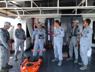 Para Personil Bakamla RI saat mengelar latihan  (Foto: Humas Bakamla RI)