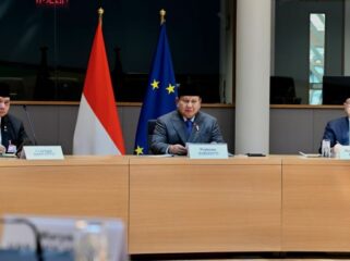 Presiden Prabowo Subianto didampingi Menko Perekonomian Airlangga Hartarto saat mengikuti perundingan Indonesia- Uni Eropa (Foto : Humas Kemenko Perekonomian)