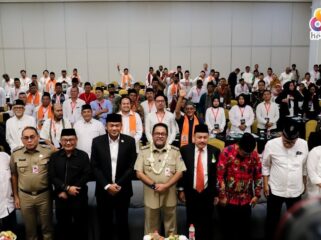 Waki Kota Jakarta Pusat Drs Arifin (Tiga dari kiri) saat mendampingi Wagub DKI Jakarta Rano Karno dalam acara FGD Pemajuan Budaya Betawi. (Foto : Akun X/twitter Dinas Kebudayaan DKI Jakarta)
