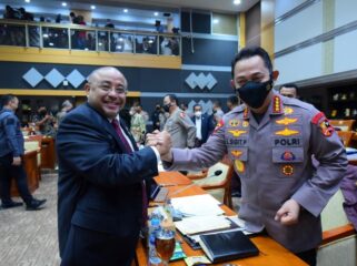  Anggota Komisi III DPR RI dari Fraksi PKS, Habib Aboe Bakar Alhabsyi bersama Kapolri Jenderal Listyo Sigit Prabowo (foto : Ist)