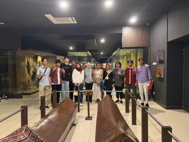 
AIESEC in USU Menyapa Sejarah, Merangkai Persahabatan di Kota Medan