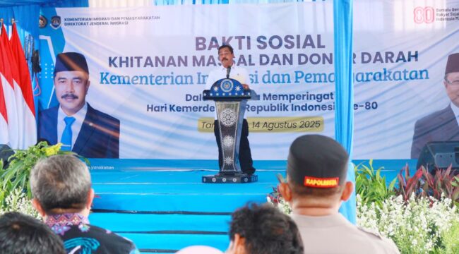 Menteri Imipas, Agus Andrianto saat menghadiri acara bakti sosial di Kabupaten Tangerang, Kamis (14/08/2025). (Foto: Istimewa)