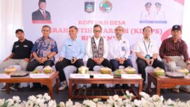 Wamendagri Bima Arya saat berkunjung ke Koperasi Desa Merah Putih Syariah di Desa Bilelando, Kabupaten Lombok Tengah, Nusa Tenggara Barat, (Foto : Puspen Kemendagri)