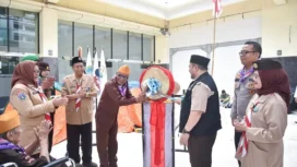 Kepala Dinas Kepemudaan dan Olahraga (Dispora) Tangsel, Mursinah, saat membuka acara bulan bakti pramuka 2025 (Foto: Istimewa)