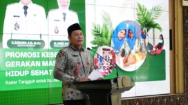 Bupati Sidoarjo, Subandi saat memberikan pengarahan kepada kader kesehatan desa (Foto: Kominfo Sidoarjo)