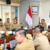 Mendagri Tito Karnavian saat memimpin rapat bersama jajaran Kemendagri dan BNPP. (Foto : Kemendagri)