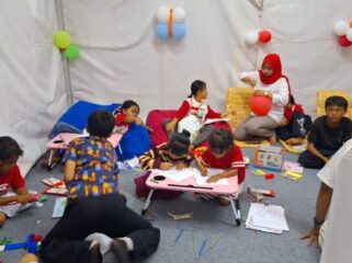 Suasana Posko Anak Hilang yang didirikan Kemensos dan Kemen PPPA di Monas. (Foto : Humas Kemensos)