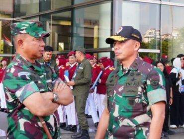 Panglima TNI Jenderal TNI Agus Subiyanto saat menghadiri Pembekalan para guru dan kepala sekola rakyat. (Foto : Puspen TNI)