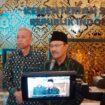 Menteri Sosial (Mensos) Saifullah Yusuf  saat memberikan keterangn kepada wartawan (Foto : Eki Baehaki)
