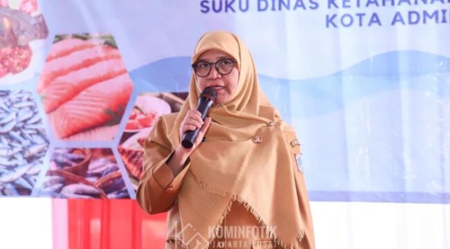 Kasudin KPKP Kota Administrasi Jakarta Pusat Penty Yunesi Pudjiastutisaat memberikan sambutan dalam acara  Geamrikan. (Foto: Kominfotik Pemkot Jakpus)