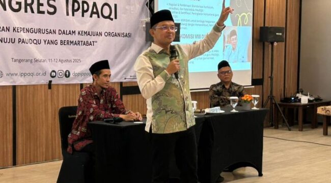  Anggota Komisi VIII DPR RI Fraksi PKB, KH Maman Imanulhaq saat memberikan n sambutan dalam acara   Kongres Ikatan Pendidik PAUD Al-Qur’an Indonesia (IPPAQI) di Wisma Syahida Inn, Tangerang, Selasa (12/8/2025). (Foto : Is)