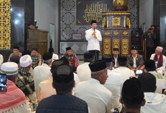 
					Menteri Agama Nasaruddin Umar saat menyampaikan amanat kepada umat di Sulteng. (Foto: Kemenag)