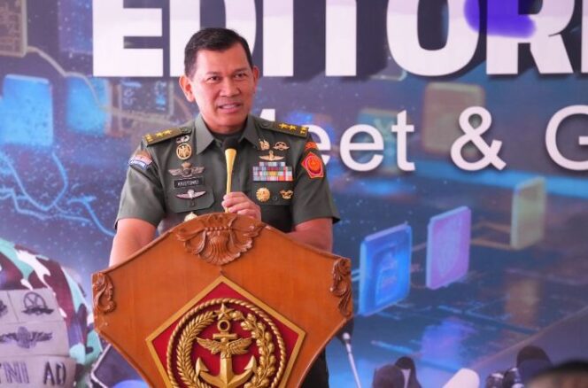
					Kepala Pusat Penerangan (Kapuspen) TNI, Mayjen TNI Kristomei Sianturi . (Foto : Puspen TNI)
