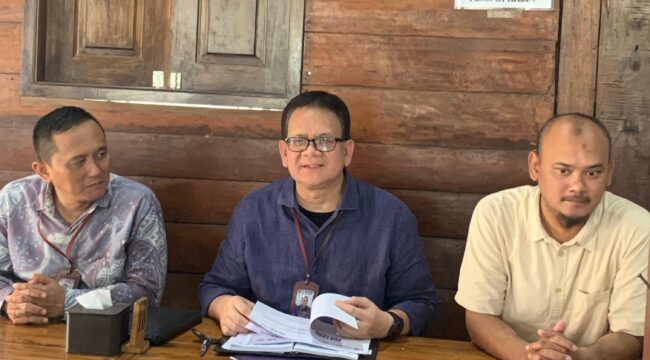 Ketua Pelaksana Porkab VI Kabupaten Tangerang 2025, H Taufik Kemil (tengah). (Foto: Dok Jejaknarasi.id)