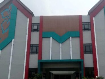Bangunan Gedung SDN Ciputat 01 yang telah direnovasi. (Foto: Kominfo Tangsel)