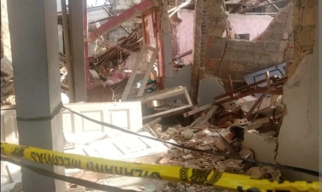 
					13 Rumah di Pamulang Tangsel Porak Poranda Akibat Ledakan Gas Elpiji