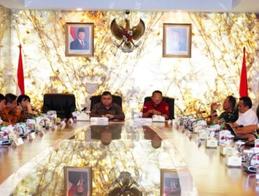  Kepala Staf Umum (Kasum) TNI Letjen TNI Richard Tampubolon  saat mengahdiri rapat koordinasi. (Foto : Puspen TNI)
