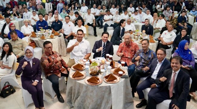 para Mantan Menpora saat hadir dalam Sertijab Dito Ariotedjo dan Erick Thohir. (Foto_ Kemnpora)
