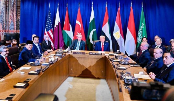 
					Prabowo Subianto menghadiri Multilateral Meeting on the Middle East atas undangan Presiden Amerika Serikat, Donald Trump, . ( Foto : Kementerian Sekretariat Negara)