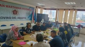 Suasana Rapat Evaluasi Penyelenggaraan MHT 2025 di Kantor PWI Jaya. (Foto : PWI Jaya)