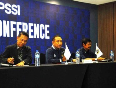 Dari Kiri ke Kanan : Sekjen PSSI Yunus Yusi,  Wakil Ketua PSSI Zainuddin Amali, Pelatih Timnas U-23 Indra Sjafri.
(Foto : Om Mbeng)

