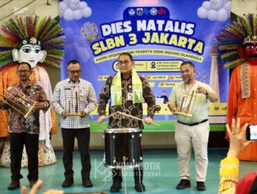 Wali Kota Jakarta Pusat Arifin saat membuka  Dies Natalis SLBN 3 Jakarta Pusat. (Foto; Kominfotik Jakpus)