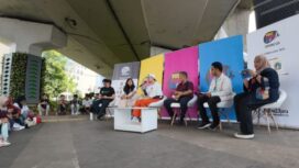 Salah satu acara puncak World Cleanup Day Indonesia, Talk Show yang menghadirkan pemateri Carolus Bregas Pranoto (Katadata Green), Wahid (Sekolah Adiwiyata), dan Nur Rakhmah Latifah (Waste4Change) dan Leader World Cleanup Day Indonesia Andy Bahari. (Foto : Ist)