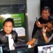 Kuasa Hukum Fariz RM, Deolipa Yumara saat memberikan keterangan kepada awak media usai sidang putusan. (Foto : Sirhan/Jejaknarasi.id)