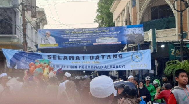 Suasana di lokasi haul habib ali alhabsyi (Foto: Dok. jejaknarasi.id)
