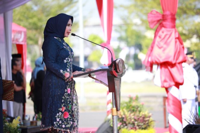 
					Wabup Sidoarjo Ajak Masyarakat Bergerak Bersama Demi Jatim di Upacara HUT Ke-80 Jawa Timur
