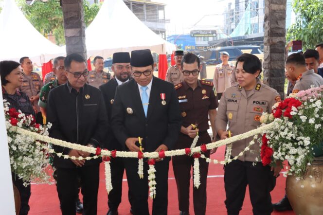 
					Polres Batu Launching Prototipe SPKT: Etalase Pelayanan Humanis, Modern dan Terpercaya