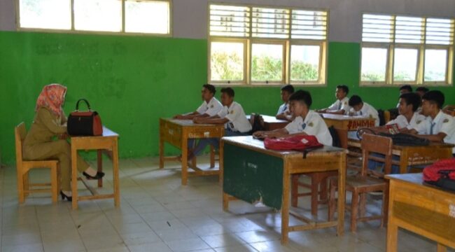 Suasana kegiatan belajar di SMAN 1 Cimarga (Foto: Dok. SMAN 1 Cimarga)