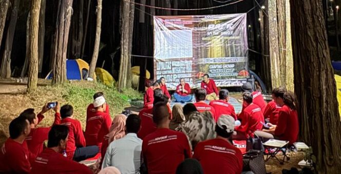 
					Suasana kegiatan refreshment dan koordinasi pengurus Dewan Pimpinan Daerah Kongres Advokat Indonesia (DPD K.A.I) Provinsi Jawa Timur  di trawas Mojokerto. (Foto : ist)