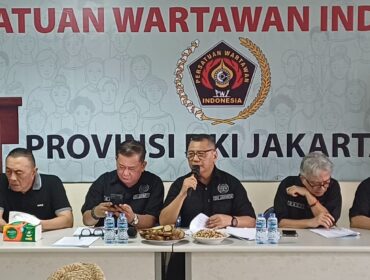 Ketua PWI Jaya Kesit B Hamdoyo saat memberikan sambutan. (Foto : PWi)