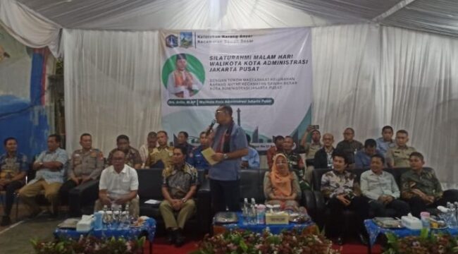 Wali Kota Jakarta Pusat Arifin saat memberikan sambutan dalam acara Malam Hari Wali Kota Jakpus. (Foto : PWI Jakpus)