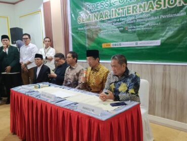 Menteri Agama Nasaruddin Umar saat mengadakan Konferensi Pers. (Foto : Humas Kemenag)