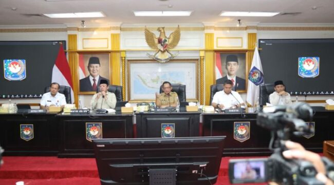 Menteri Dalam Negeri Tito Karnavian saat memimpin Rakor RTRW. (Foto : Kasuspen Kemendagri)