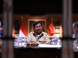 Presiden Prabowo Subianto saat  memimpin rapat bersama para menteri Kabinet Merah Putih (Foto : Kementerian Setneg)