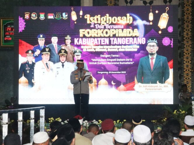 
					Jelang Pergantian Tahun 2025, Forkopimda Tangerang Gelar Istighosah dan Doa Bersama