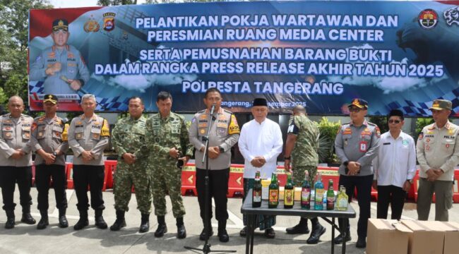 Kapolresta Tangerang saat menyampaikan capaian kinerja Polresta Tangerang sepanjang tahun 2025 (Foto: Istimewa)