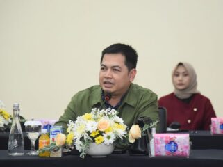 Anggota Mahkamah Kehormatan Dewan (MKD) DPR RI Tommy Kurniawan saat pertemuan tim kunjungan kerja MKD DPR RI dengan Kapolres Malang beserta jajaran di Malang, Jawa Timur, Rabu (3/12/2025). (Foto : Arief/Andri)

