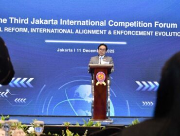 Wakil Ketua Aru Armando saat memberikan sambutan dalam penutupan 3Third Jakarta International Competition Forum (JICF). (Foto : KPPU)
