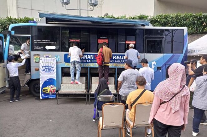 
					Suasana  Gebyar Layanan Samsat yang digelar oleh Pemkot  Jakpus (Foto : Kominfotik Jakpus)