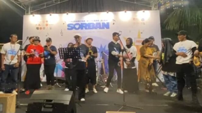 Sukses : Suasana saat berlangsungnya gealran Solidaritas Bencana Alam atau SORBAN di Taman Ismail  Marzuki (Foto : Herman Mujib/Ikasum Jaya(