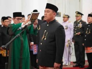 Mantan Wali Kota Jakarta Barat Uus Kuswanto saat dilantik sebagai Sekda Pemrov DKI Jakarta (Foto : Ist)